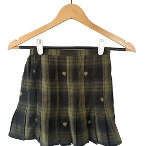 BON TON Paris Plaid Heart-Print Pleated Skirt | Green & Black | Size 8 | NWT